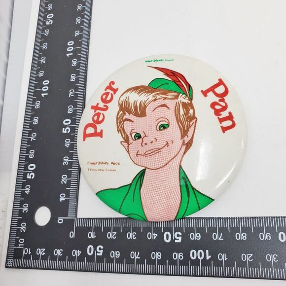 Vintage Walt Disney Productions Peter Pan Large Round Button - Picture 9 of 9